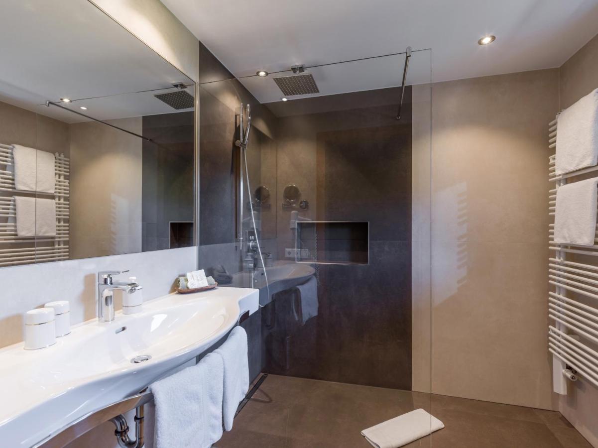 Double Room,1264066861:JPEG